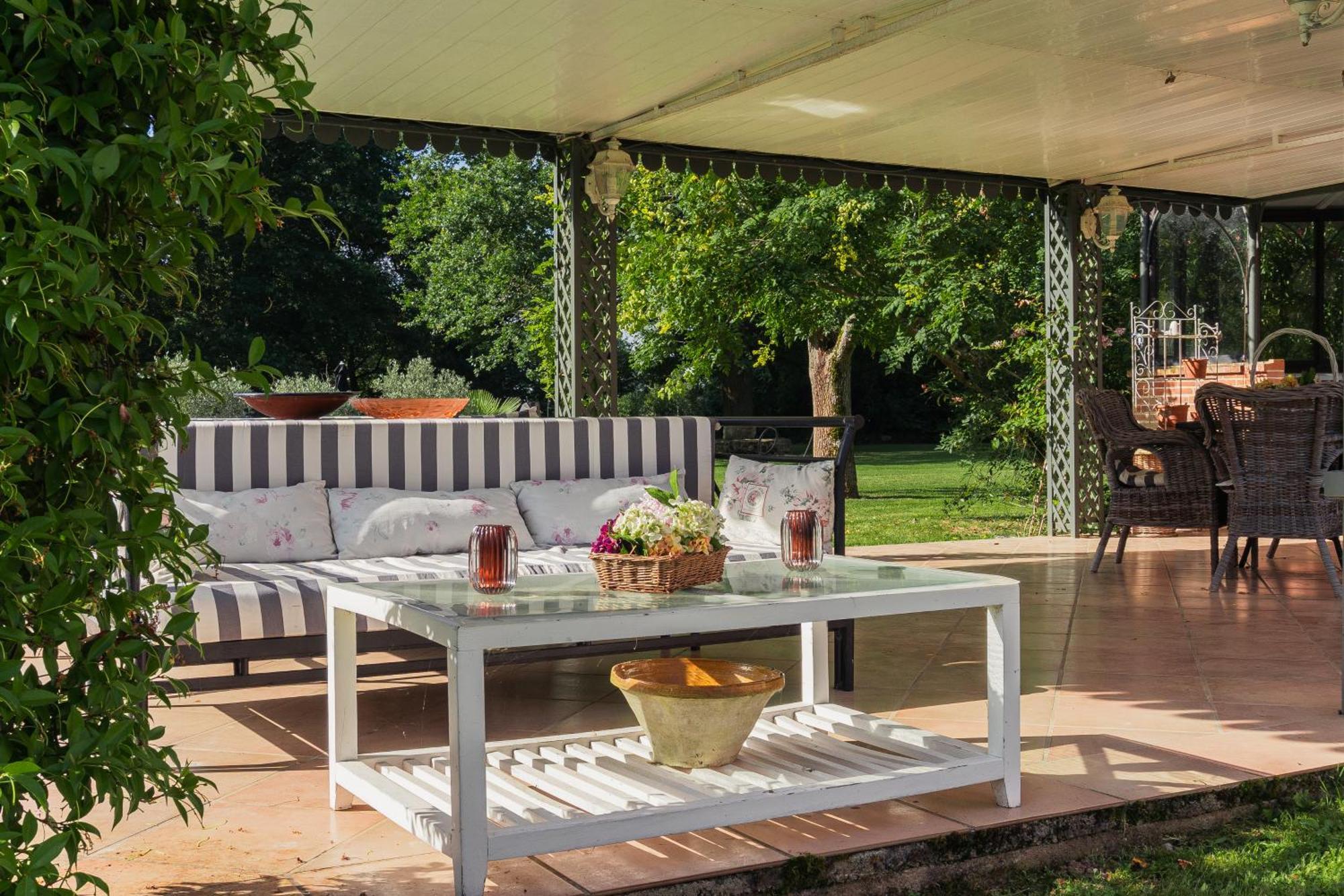 Castel Bois Marie, Maison D'Hotes مونْتوبا المظهر الخارجي الصورة Pergola
