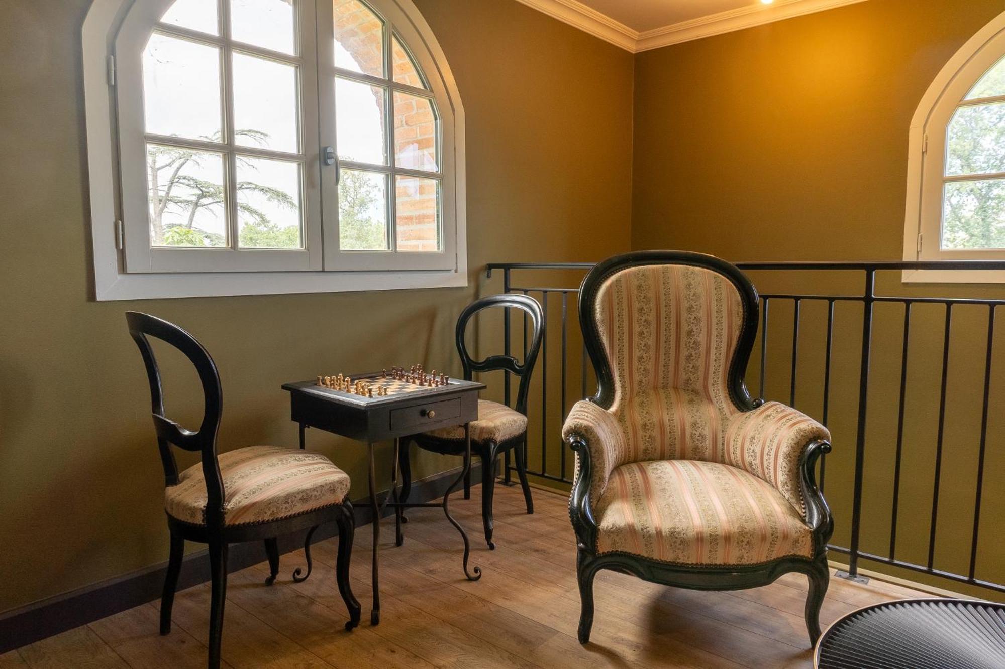 Castel Bois Marie, Maison D'Hotes مونْتوبا المظهر الخارجي الصورة A 3D rendering of a room
